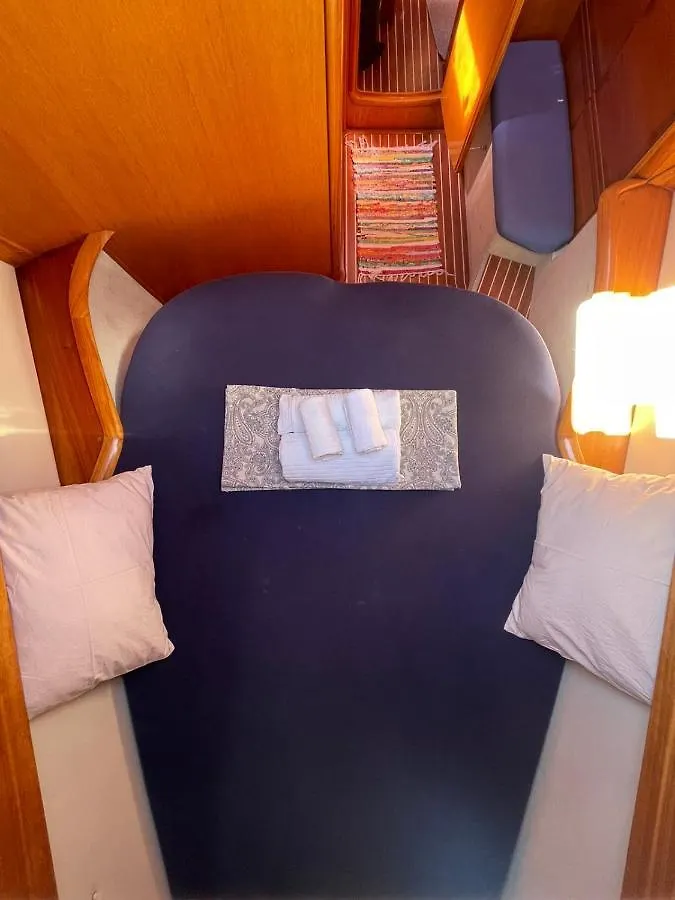 Aida Sailing Boat Hotel Thessaloniki